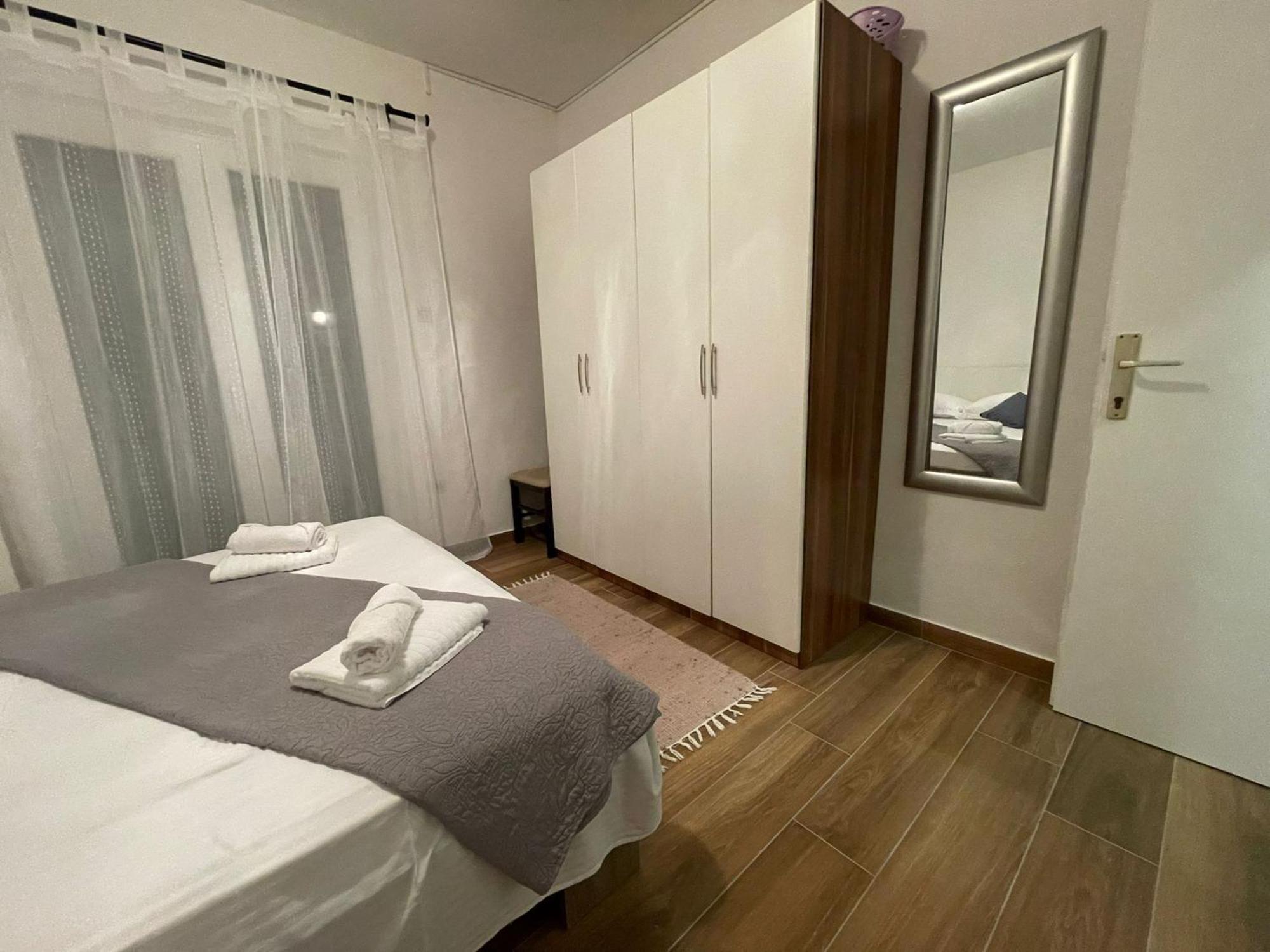 Tom Apartment *
